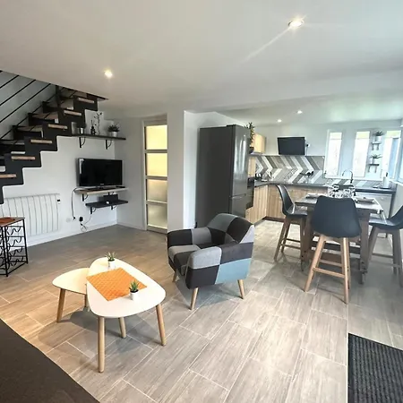 Gite Familial Tout Confort Avec Jardin Prive, Proche De Beauvais, Animaux Acceptes - Fr-1-526-46 *